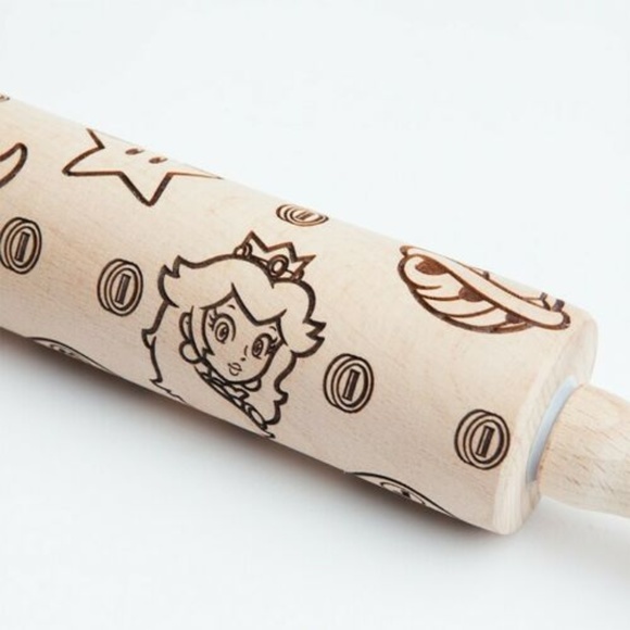 Super Mario Molded Kitchen Rolling Pin - Picture 5 of 5